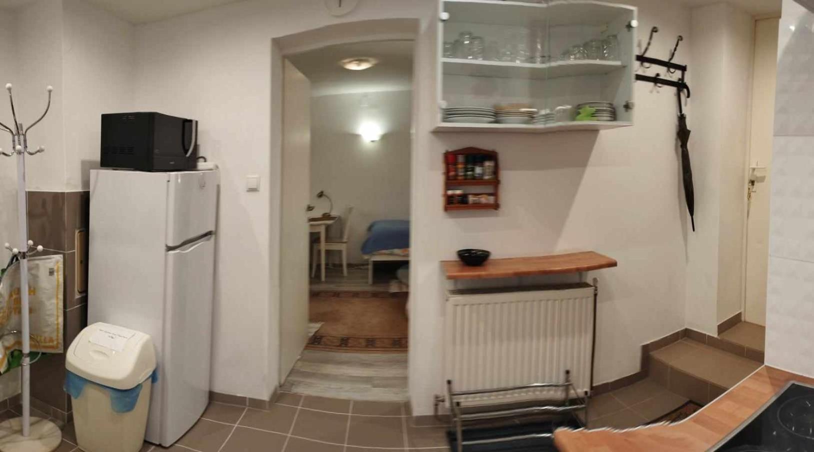 B&B Family Basement Apartment, Breakfast, Free Parking, 5Km From Tulln Chorherrn المظهر الخارجي الصورة